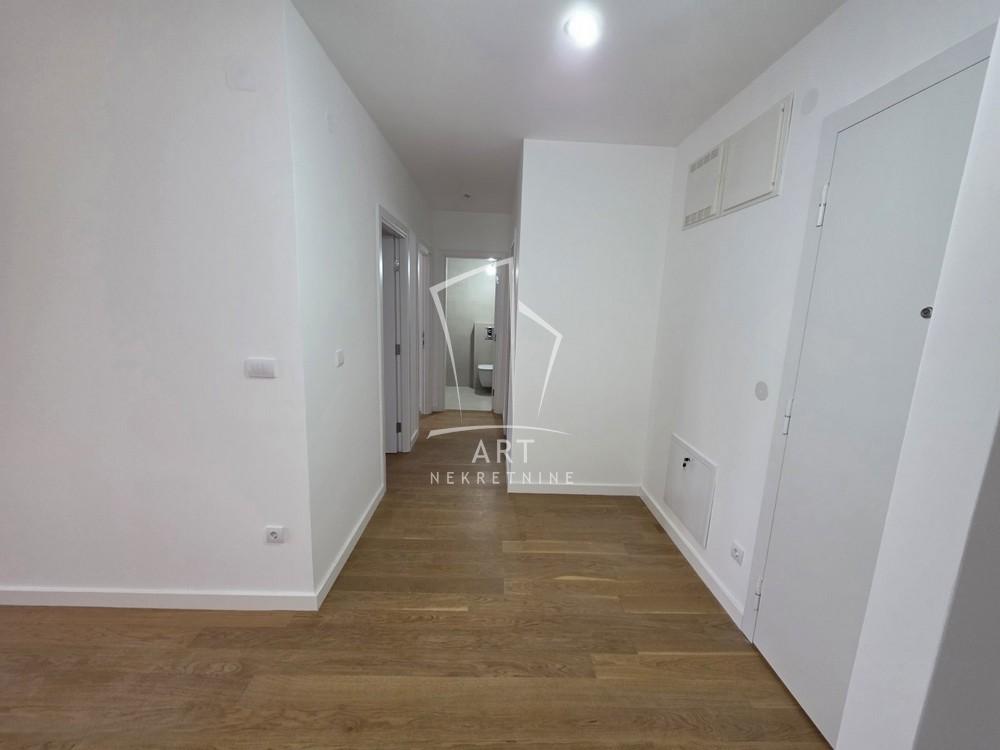 Slika 2 - Kneza Višeslava, Trosoban stan za izdavanje, 74m2, 750€