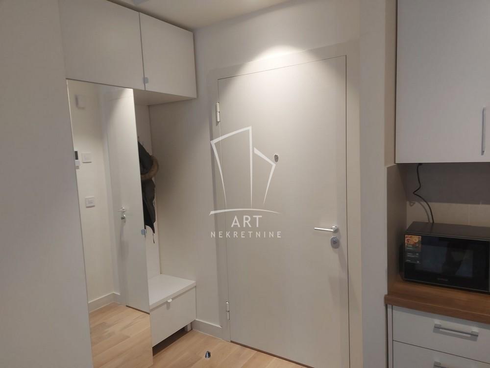 Slika 7 - Savska, Dvosoban stan za izdavanje, 56m2, 1.100€