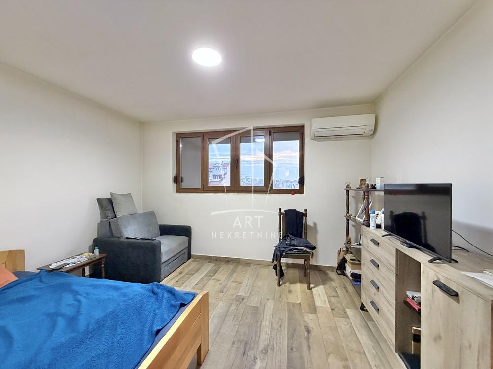 Slika 6 - Svetog Nikole, Trosoban stan na prodaju, 67m2, 220.000€