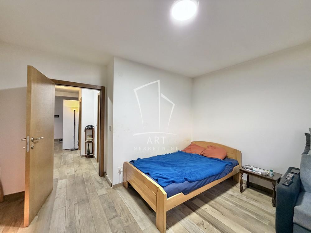 Slika 7 - Svetog Nikole, Trosoban stan na prodaju, 67m2, 220.000€