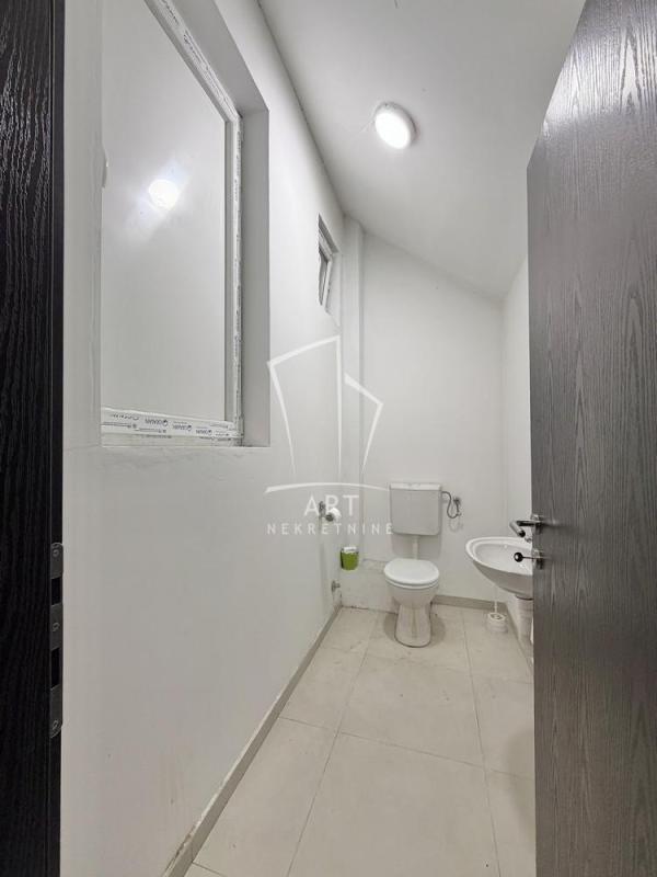 Slika 11 - Svetog Nikole, Trosoban stan na prodaju, 67m2, 220.000€