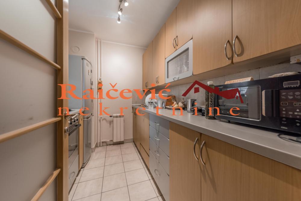 Slika 6 - Bulevar Arsenija Carnojevica, Dvosoban stan za izdavanje, 46m2, 700€