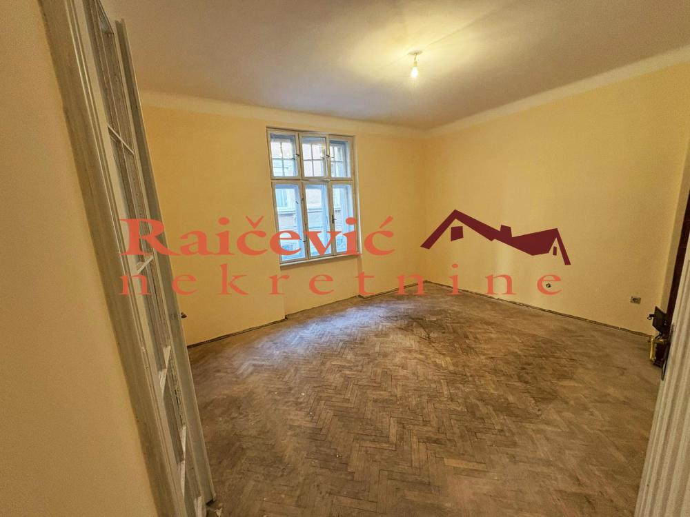 Slika 1 - Santiceva, Četvorosoban stan na prodaju, 91m2, 377.000€