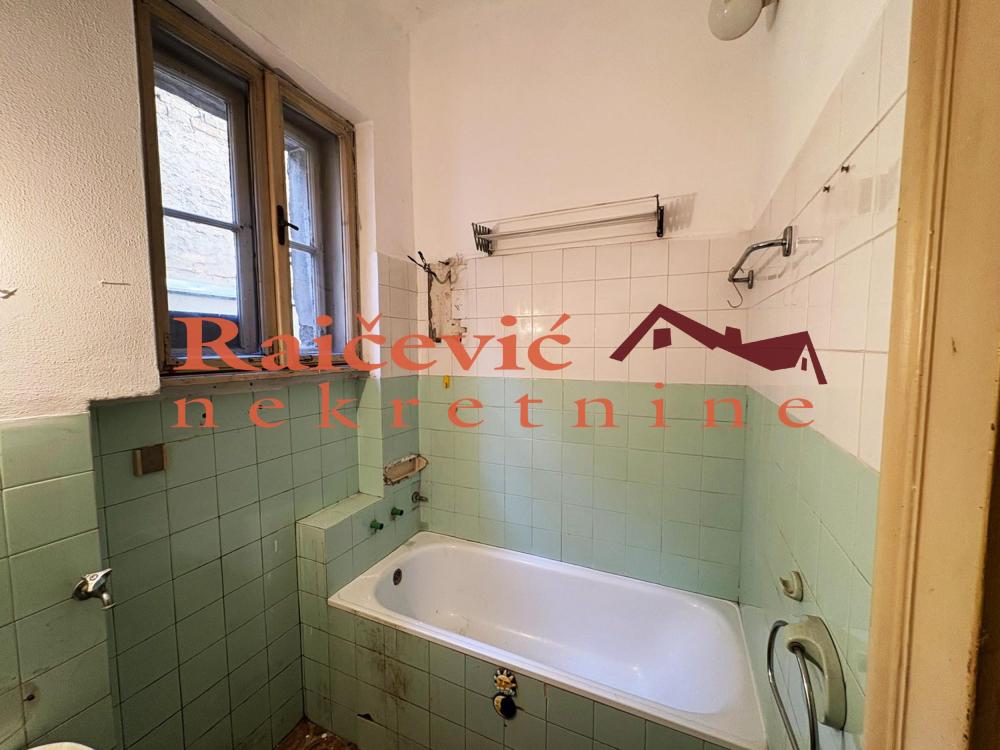 Slika 9 - Santiceva, Četvorosoban stan na prodaju, 91m2, 377.000€