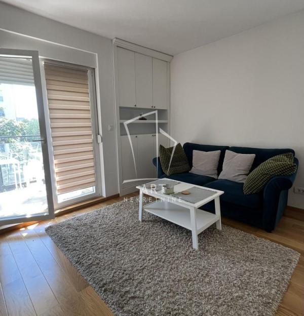 Glavna slika -Šumadijska, Jednoiposoban stan za izdavanje, 40m2, 700€