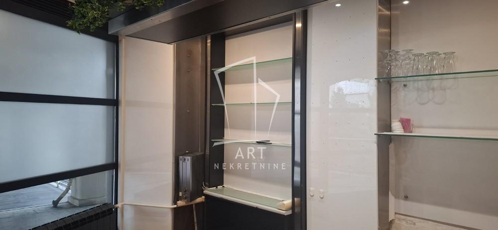 Slika 6 - Bulevar Mihajla Pupina,  Lokal za izdavanje, 46m2, 800€