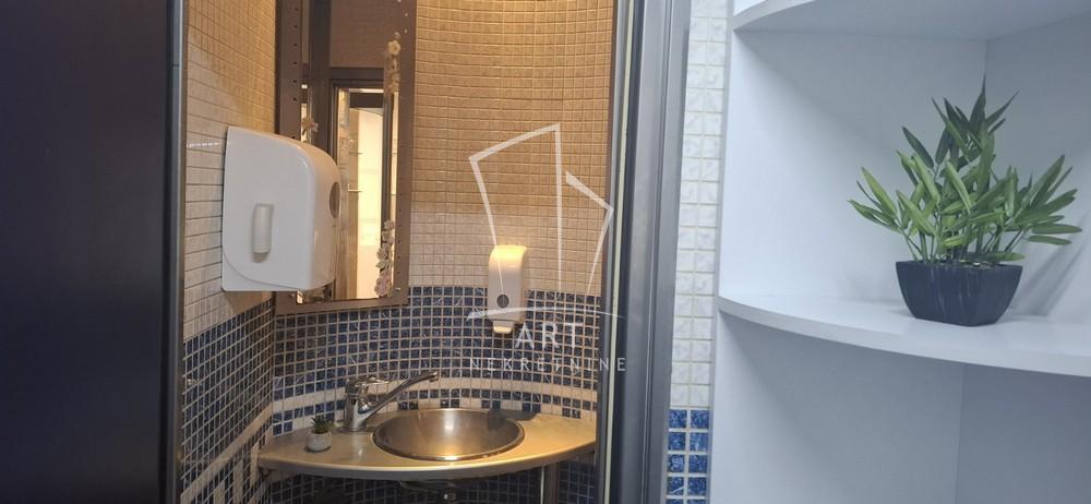 Slika 7 - Bulevar Mihajla Pupina,  Lokal za izdavanje, 46m2, 800€