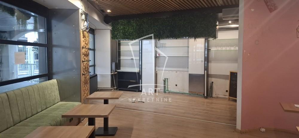 Slika 1 - Bulevar Mihajla Pupina,  Lokal za izdavanje, 46m2, 800€