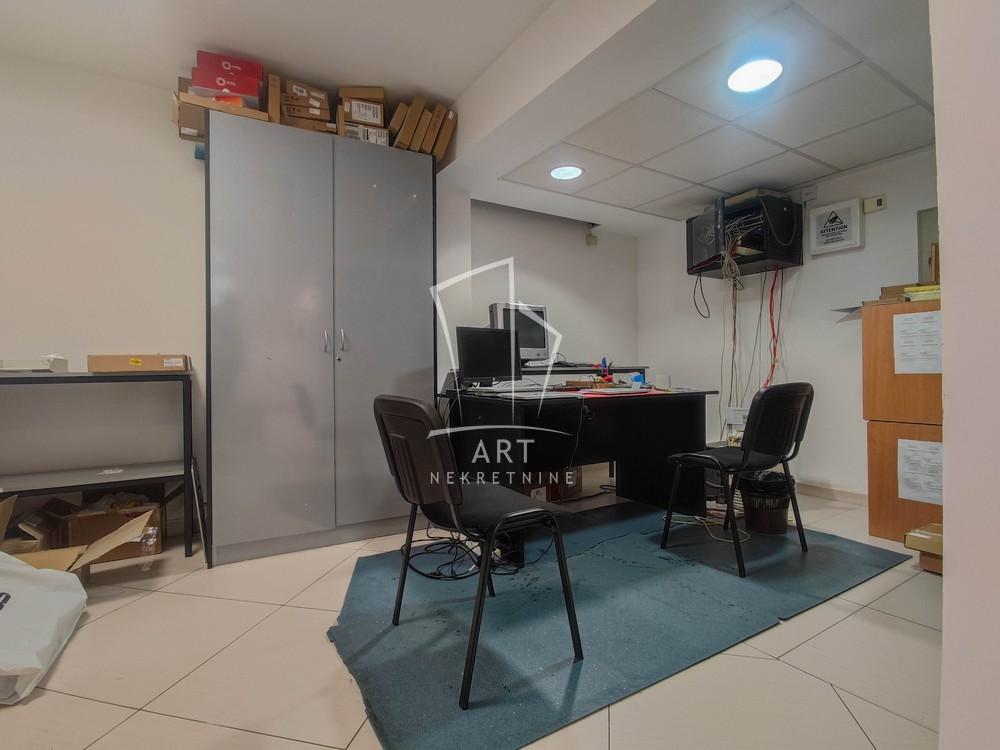 Slika 6 - Tadeuša Košćuška,  Lokal na prodaju, 220m2, 696.000€