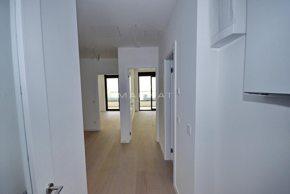 Slika 6 - Gospodar Jovanova, Četvorosoban stan na prodaju, 153m2, 1.141.000€