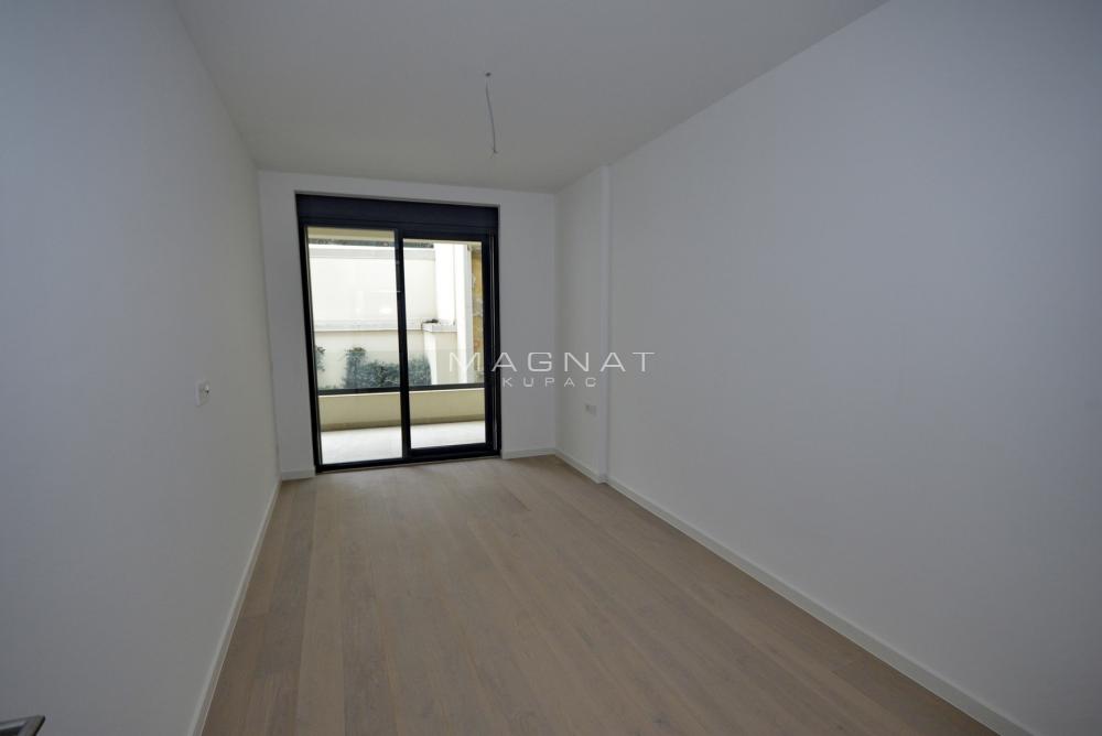 Slika 8 - Gospodar Jovanova, Četvorosoban stan na prodaju, 153m2, 1.141.000€