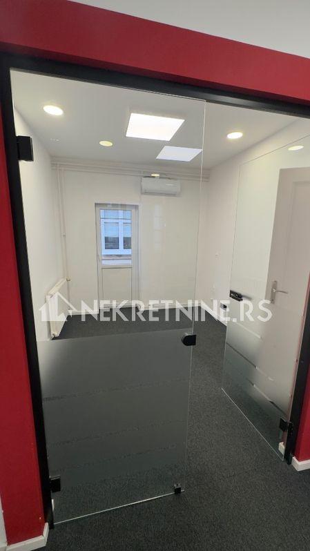 Slika 5 - Radoja Domanovića, Četvorosoban stan za izdavanje, 86m2, 850€