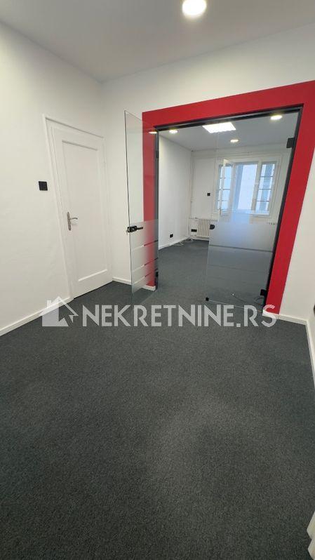 Slika 4 - Radoja Domanovića, Četvorosoban stan za izdavanje, 86m2, 850€