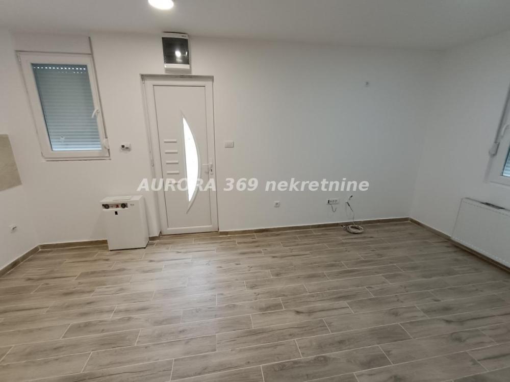 Slika 1 - Jednoiposoban stan na prodaju, 32m2, 56.000€