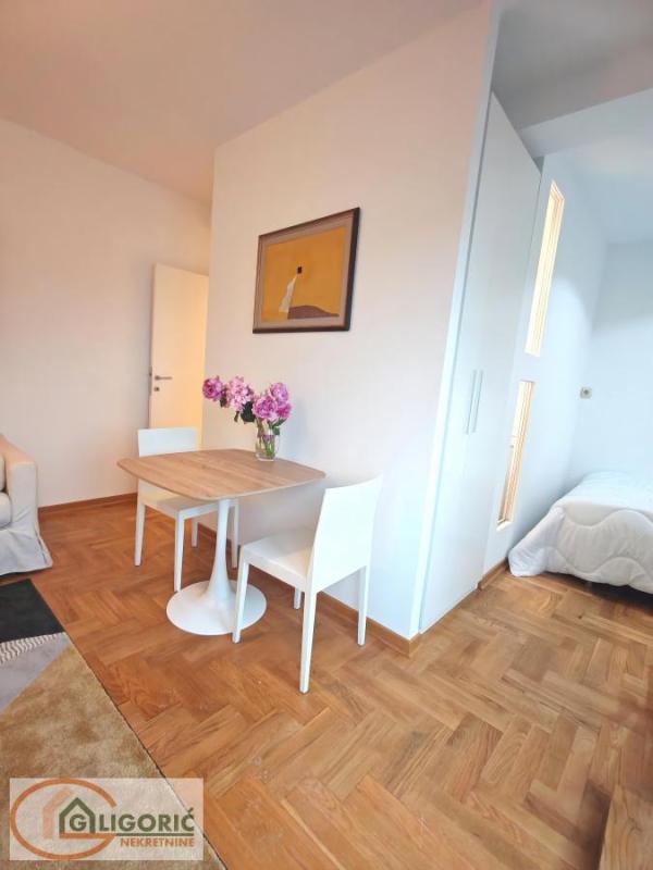 Slika 10 - Skender begova, Dvosoban stan za izdavanje, 35m2, 700€