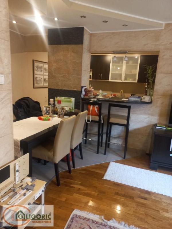 Glavna slika -Poenkareova, Trosoban stan na prodaju, 75m2, 270.000€