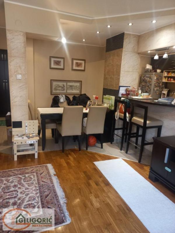 Slika 1 - Poenkareova, Trosoban stan na prodaju, 75m2, 270.000€