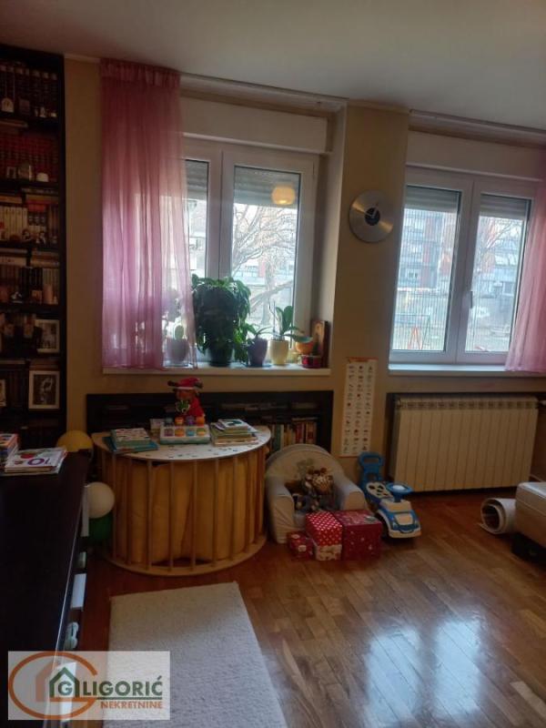 Slika 6 - Poenkareova, Trosoban stan na prodaju, 75m2, 270.000€