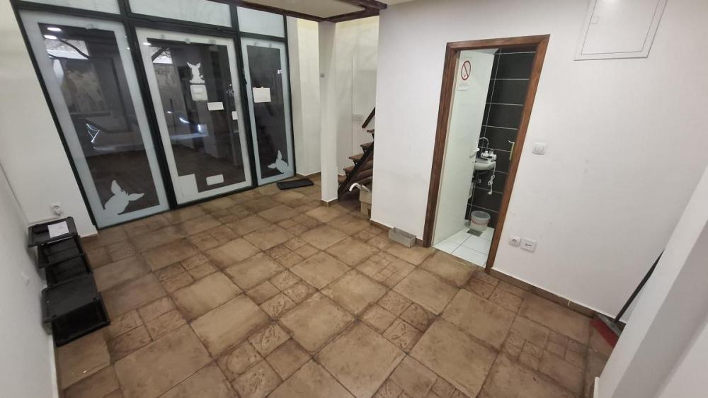 Slika 2 -  Lokal za izdavanje, 16m2, 300€