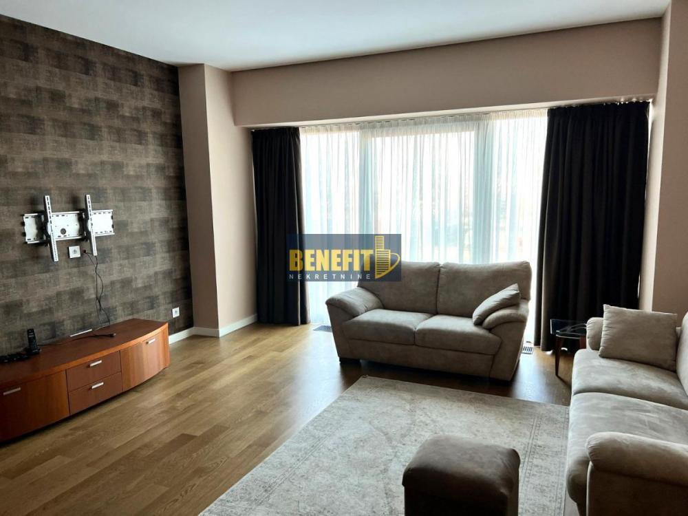 Glavna slika -Dvosoban stan za izdavanje, 60m2, 1.000€