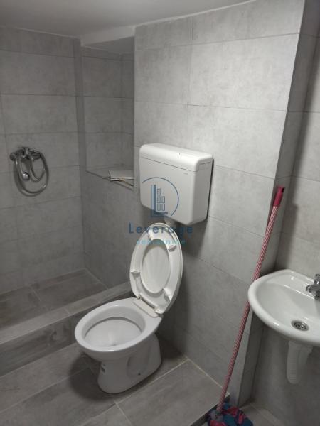 Slika 9 - Bulevar Kralja Aleksandra,  Lokal za izdavanje, 100m2, 3.500€