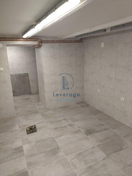 Slika 8 - Bulevar Kralja Aleksandra,  Lokal za izdavanje, 100m2, 3.500€