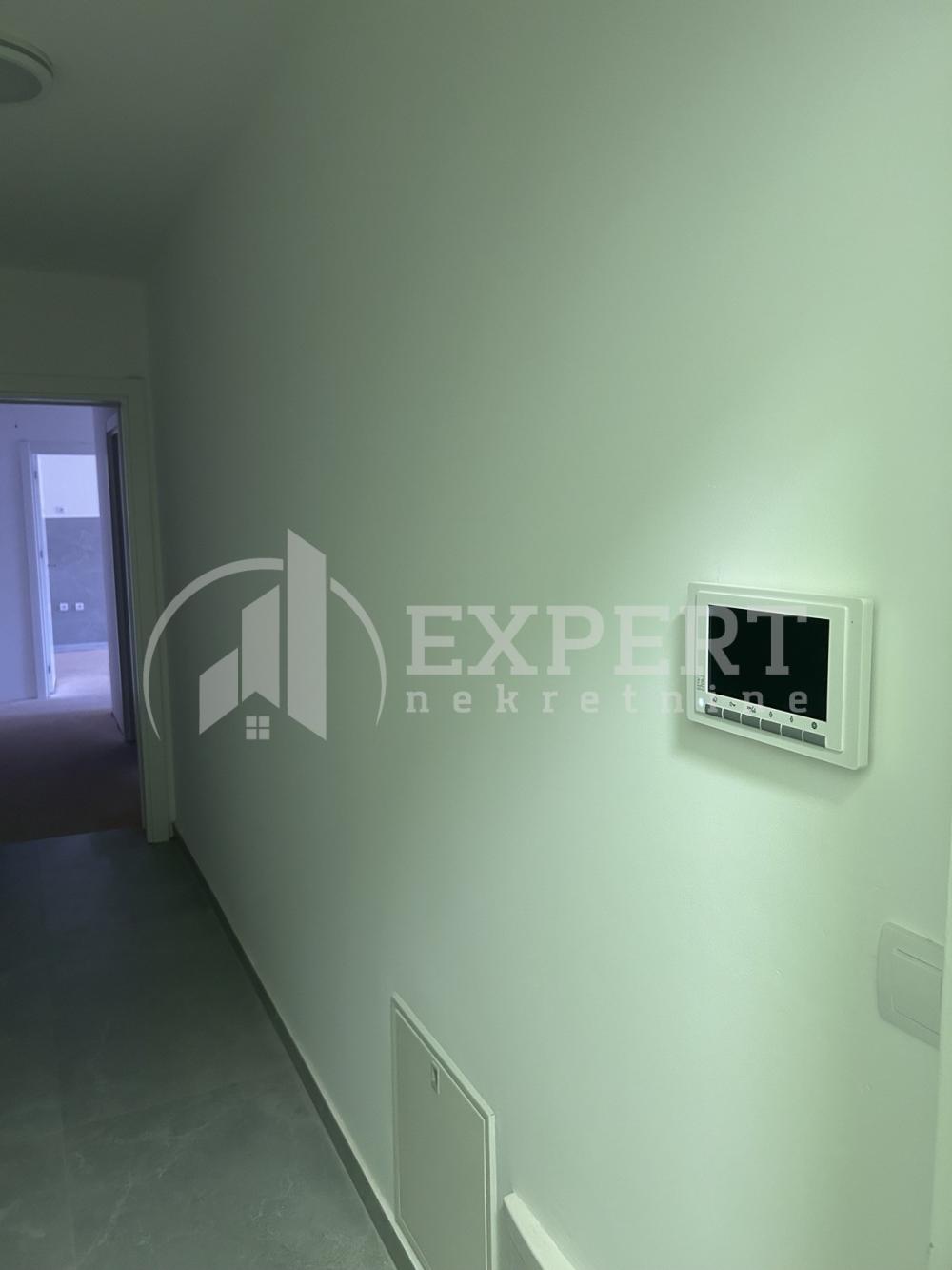 Slika 3 - Cara Dušana, Jednoiposoban stan za izdavanje, 55m2, 500€