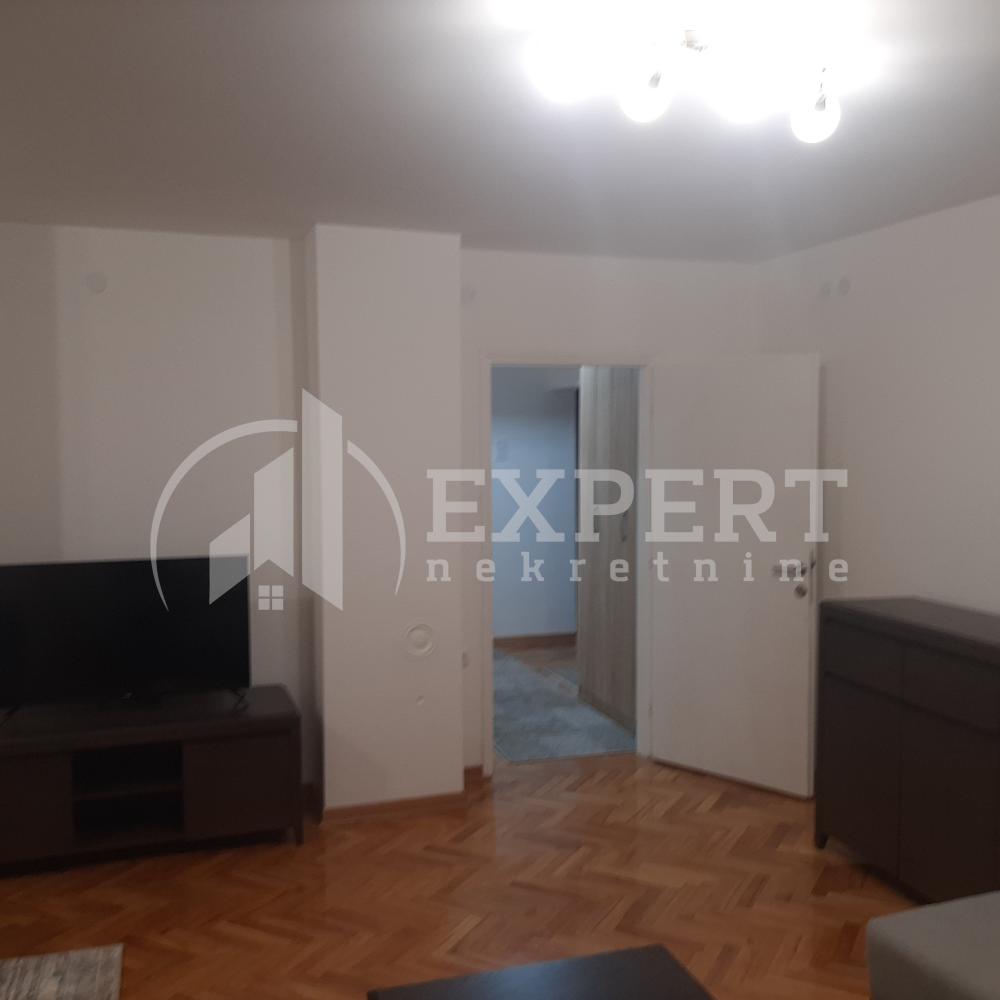 Slika 2 - Jovana Ristića, Dvosoban stan za izdavanje, 54m2, 400€