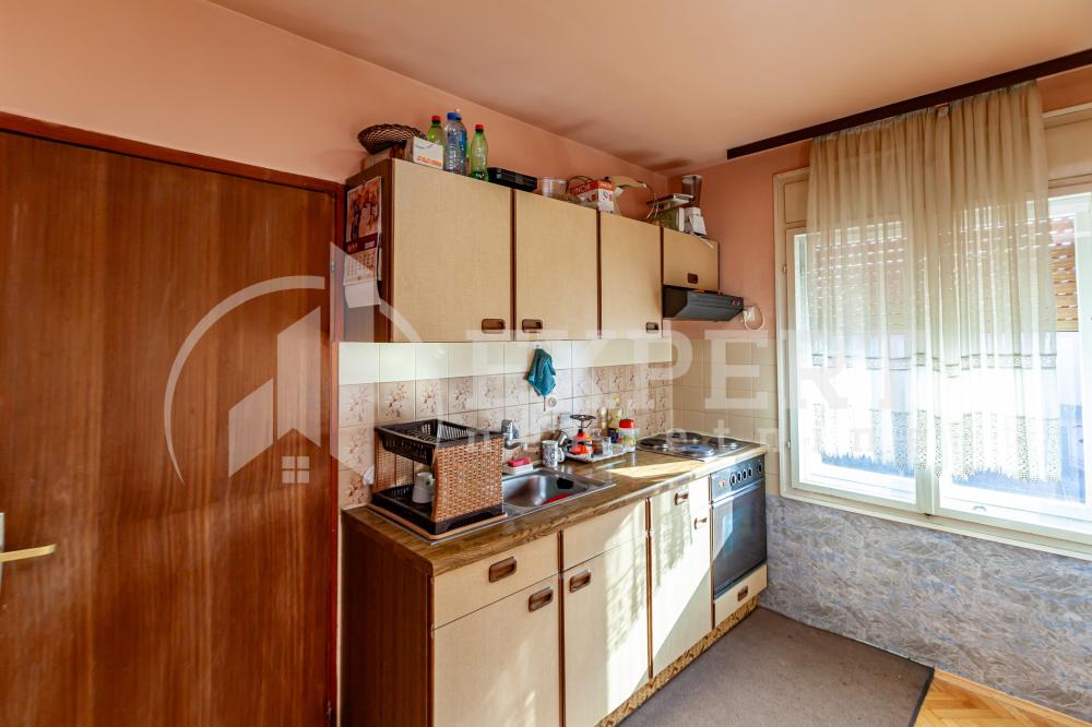 Slika 3 - Despota Djurdja, Trosoban stan na prodaju, 62m2, 75.000€