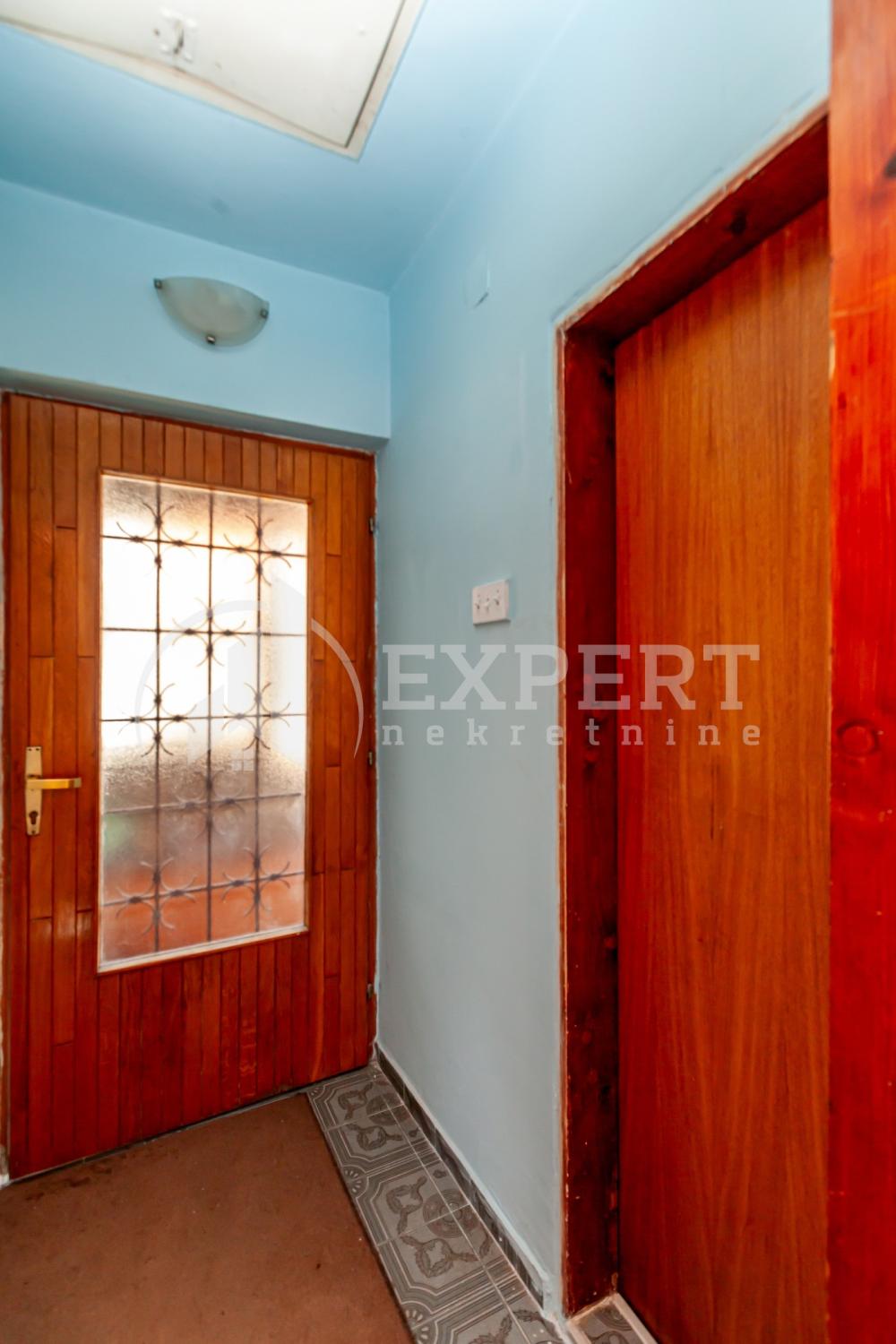 Slika 11 - Despota Djurdja, Trosoban stan na prodaju, 62m2, 75.000€