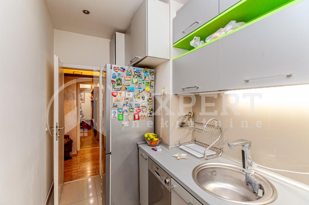 Slika 9 - Vardarska, Trosoban stan na prodaju, 67m2, 210.000€