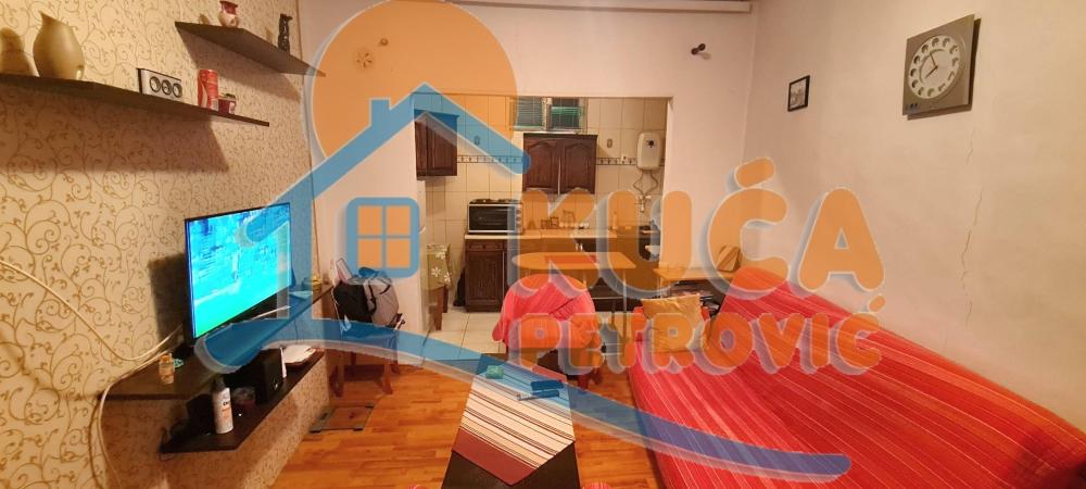 Slika 1 - Trg republike,  Kuća za izdavanje, 48m2, 250€