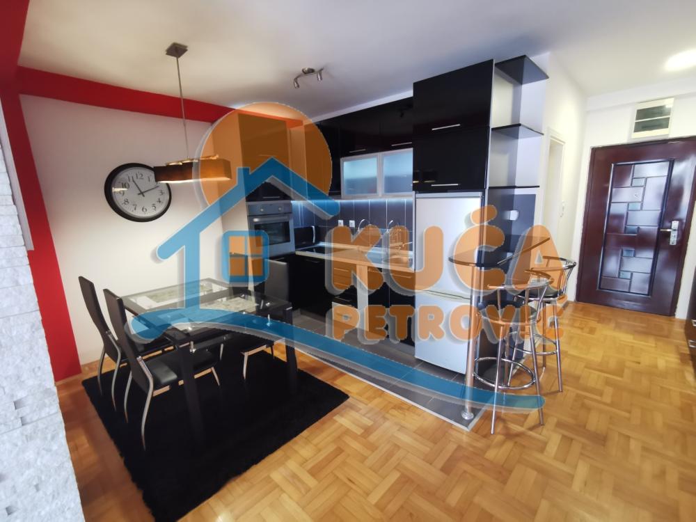 Slika 1 - Stojana Novakovića, Jednoiposoban stan za izdavanje, 48m2, 400€