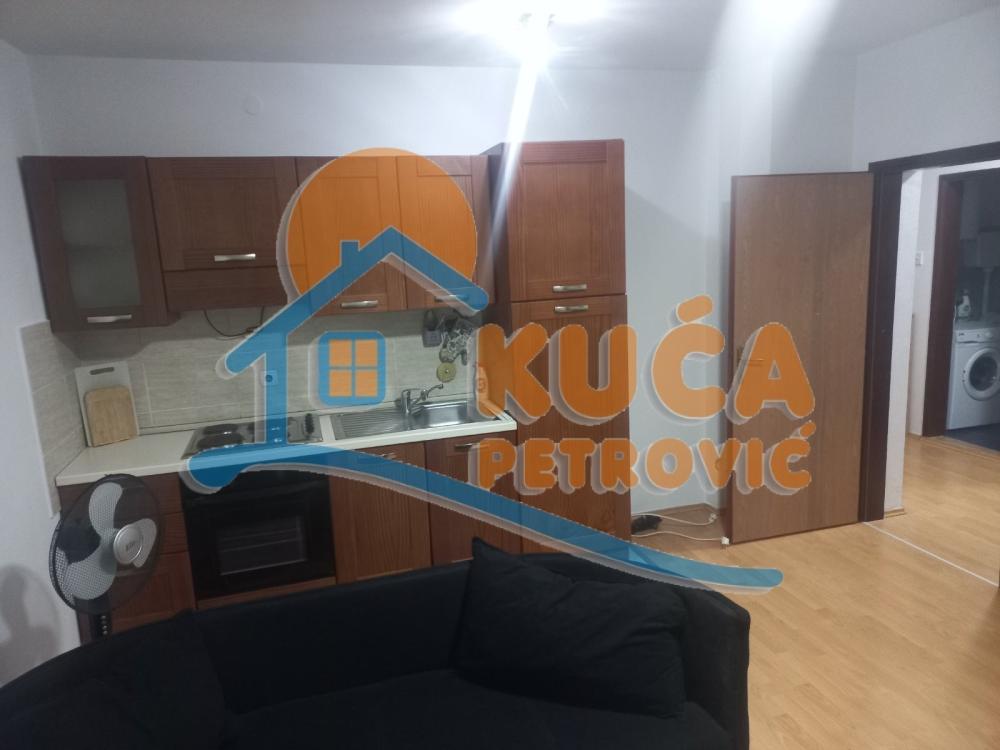 Slika 1 - Mokranjčeva, Dvoiposoban stan za izdavanje, 49m2, 300€