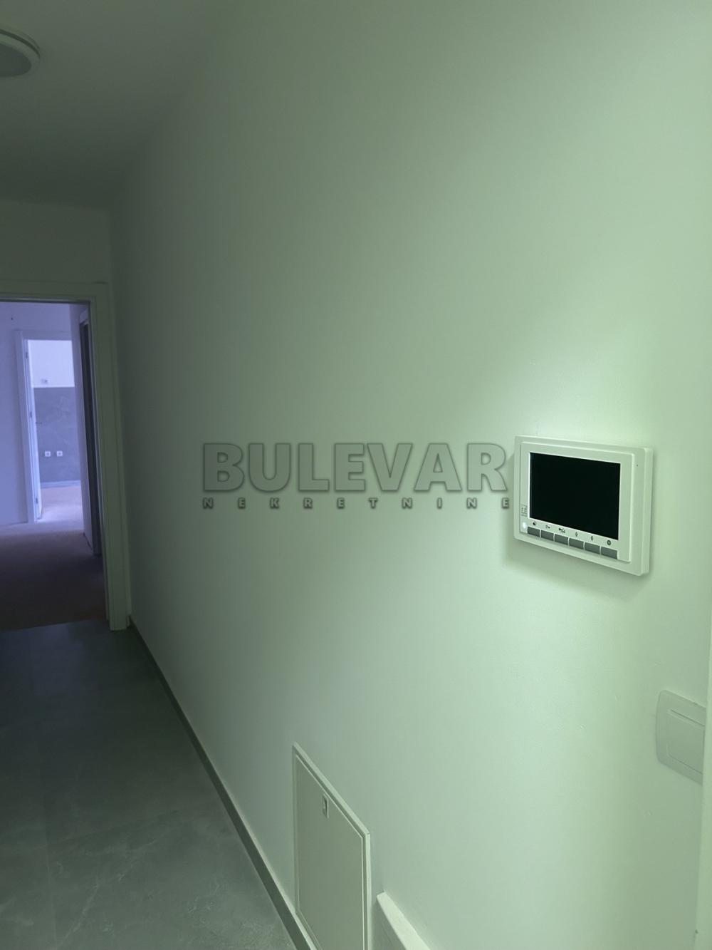 Slika 2 - Cara Dušana, Jednoiposoban stan za izdavanje, 55m2, 500€