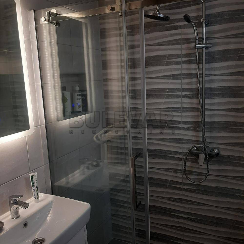 Slika 9 - Jovana Ristića, Dvosoban stan za izdavanje, 54m2, 400€