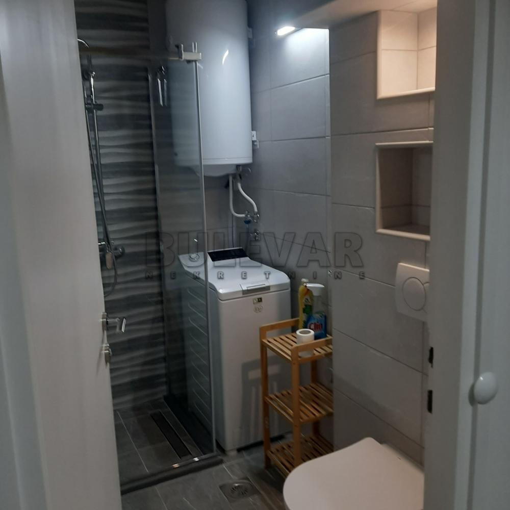 Slika 10 - Jovana Ristića, Dvosoban stan za izdavanje, 54m2, 400€