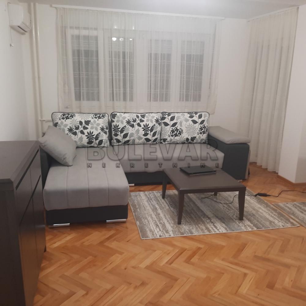 Slika 3 - Jovana Ristića, Dvosoban stan za izdavanje, 54m2, 400€