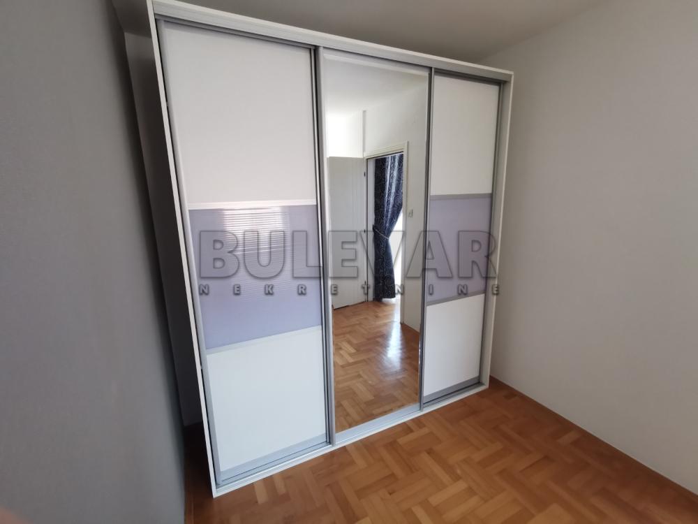 Slika 9 - Stojana Novakovića, Jednoiposoban stan za izdavanje, 48m2, 400€