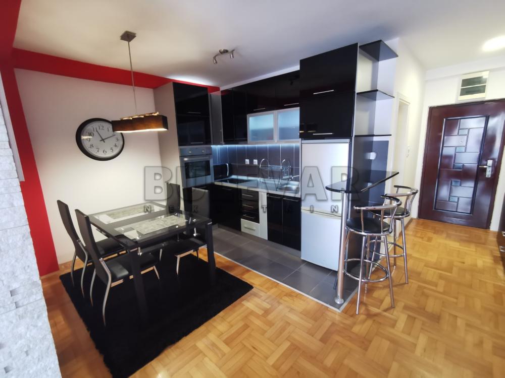 Slika 1 - Stojana Novakovića, Jednoiposoban stan za izdavanje, 48m2, 400€