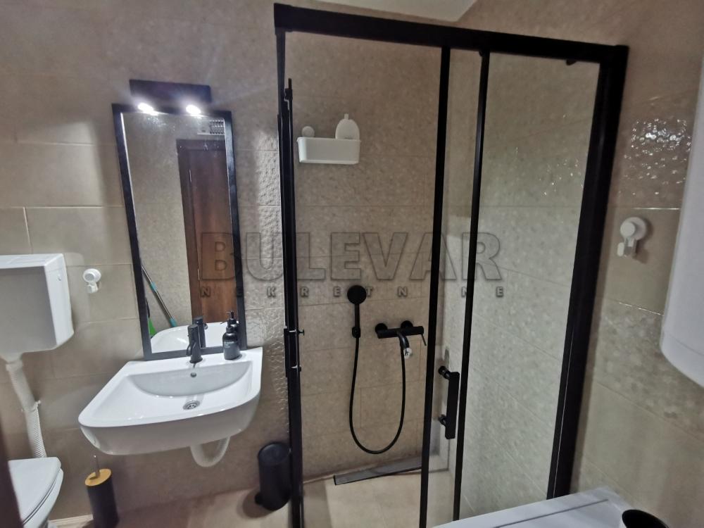 Slika 11 - Vojvode Mišića, Jednoiposoban stan za izdavanje, 54m2, 380€