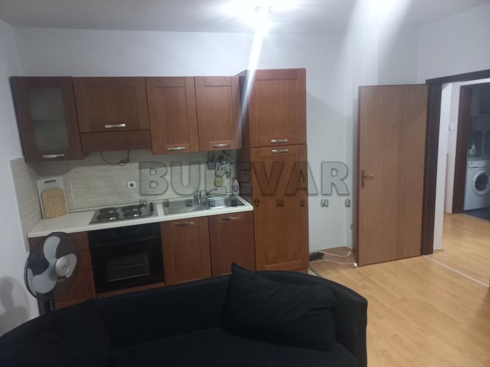 Slika 1 - Mokranjčeva, Dvoiposoban stan za izdavanje, 49m2, 300€