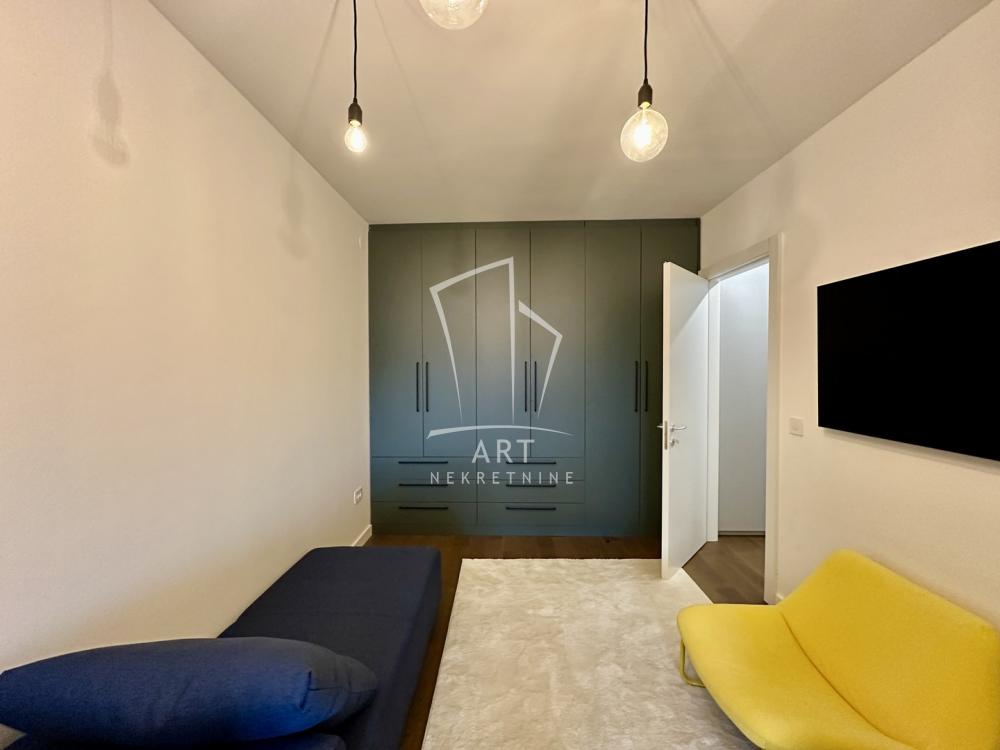 Slika 8 - Jurija Gagarina, Trosoban stan na prodaju, 82m2, 379.000€