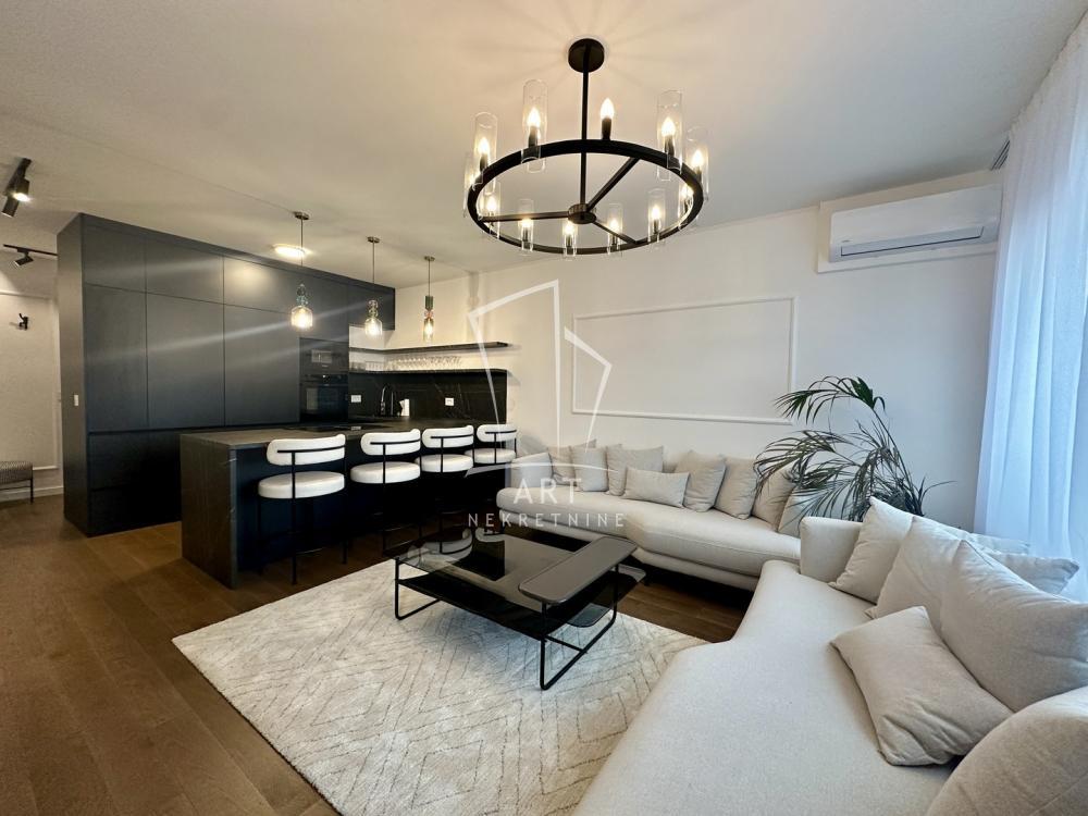 Glavna slika -Jurija Gagarina, Trosoban stan na prodaju, 82m2, 379.000€