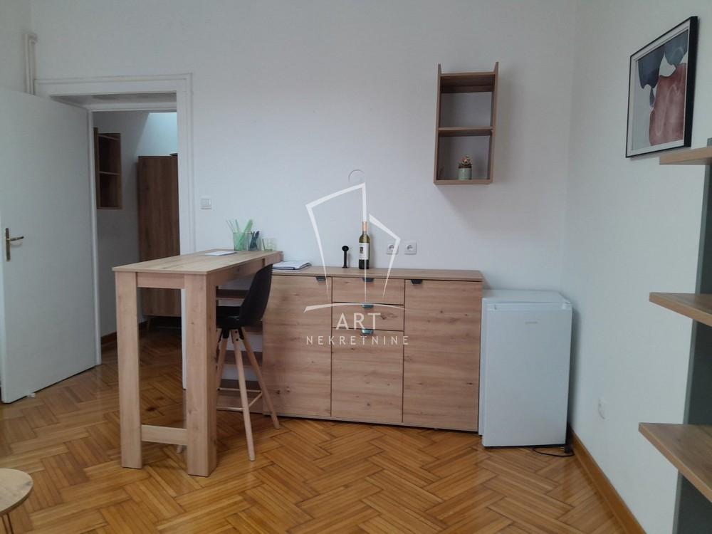 Slika 2 - Njegoševa,  Lokal za izdavanje, 25m2, 500€