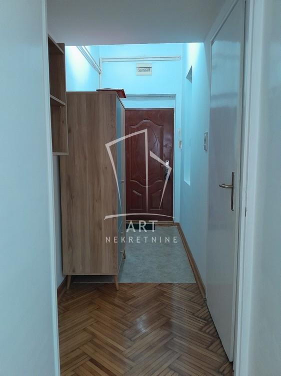 Slika 5 - Njegoševa,  Lokal za izdavanje, 25m2, 500€