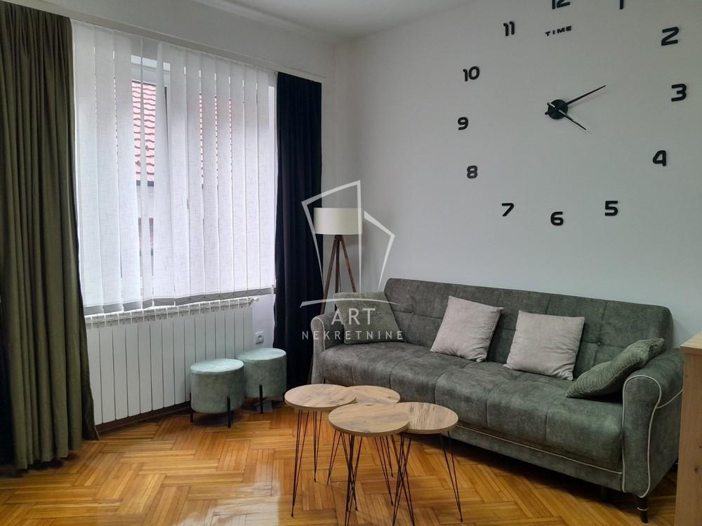 Glavna slika -Njegoševa,  Lokal za izdavanje, 25m2, 500€