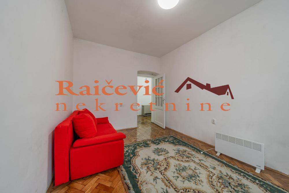 Slika 1 - Bulevar despota Stefana, Dvoiposoban stan na prodaju, 57m2, 258.000€