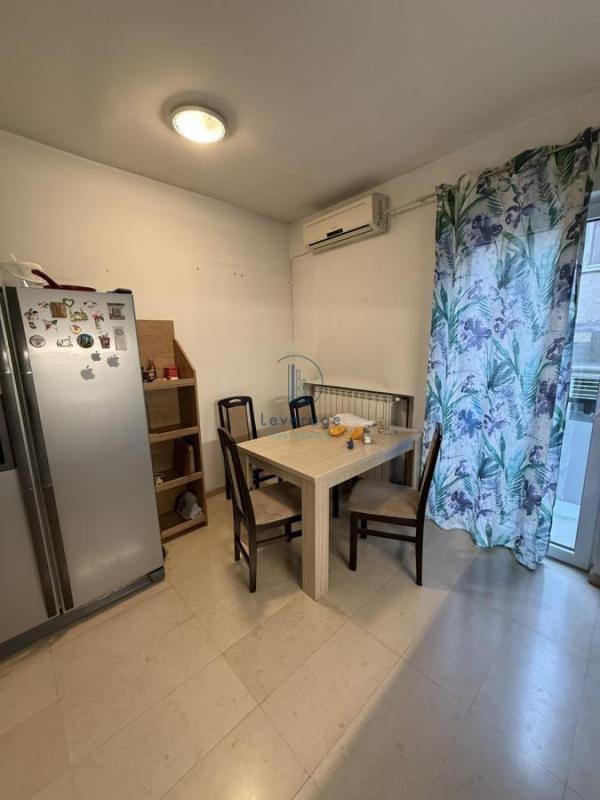 Slika 7 - Četvorosoban stan na prodaju, 93m2, 265.000€