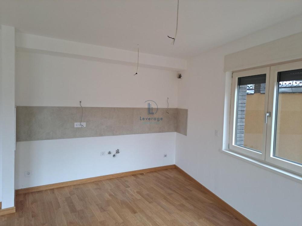 Slika 2 - Četvorosoban stan na prodaju, 93m2, 284.500€